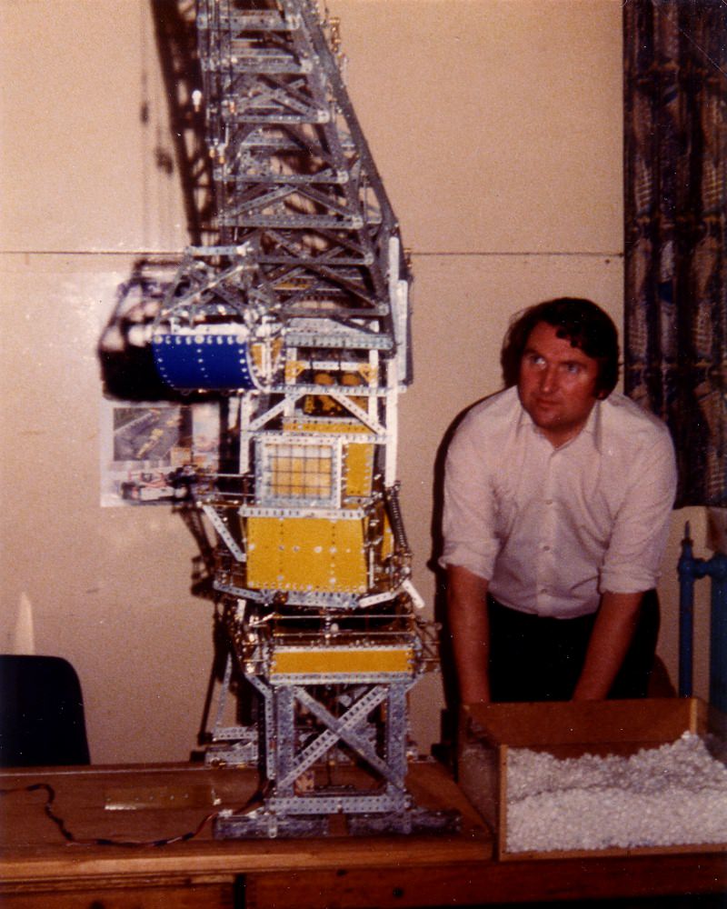 Eddie Oatley with level-luffing grab crane at our first exhibition on 29th September 1979