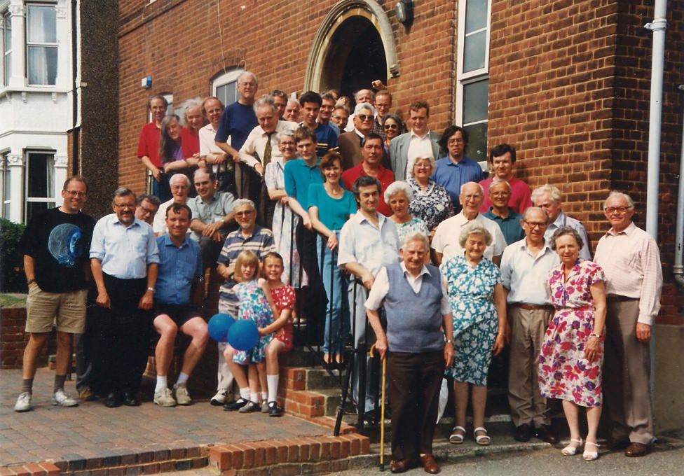 SELMEC members gathered outside St Luke’s Church hall at our 20th anniversary meeting on 13th July 1996
